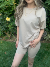 Load image into Gallery viewer, Gigi Short Sleeve Set
