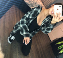 Load image into Gallery viewer, RILEY FLANNEL
